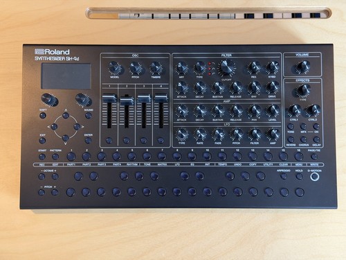 Roland desktop - sh-4d,