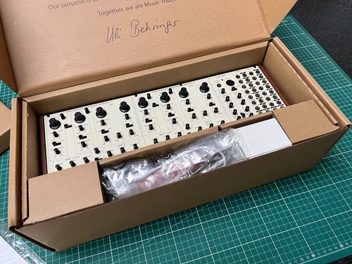 Behringer mint and - mint,