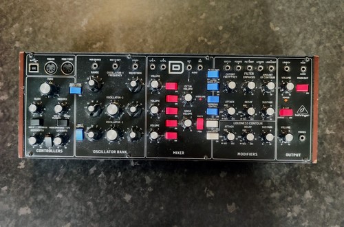 Behringer model analogue - behringer,