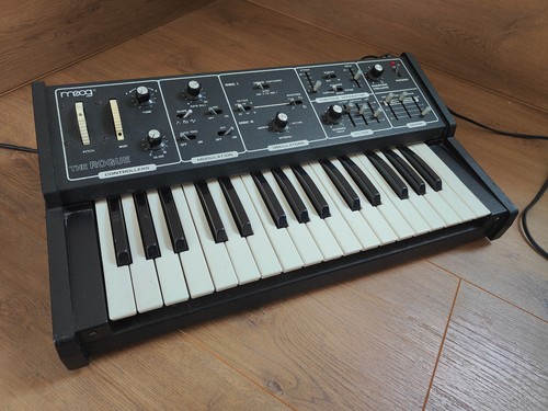 Vintage moog rogue analogue - vintage,