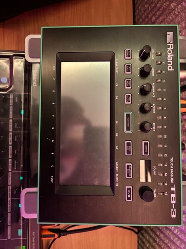 Roland touch bassline - roland, tb-3