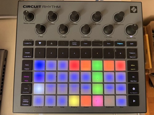 Novation circuit rhythm - circuit,