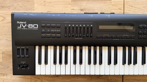 Roland multitimbral - jv-80,