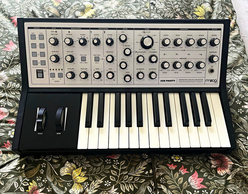 Moog sub phatty key - moog,
