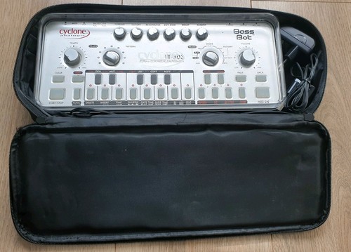 Cyclone analogic 303 - analogic, tt-303
