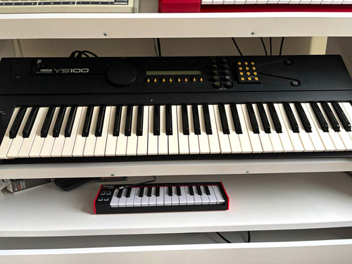 Yamaha ys100 key digital - 61-key,