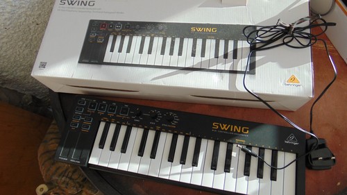 Behringer swing keyboard - behringer,
