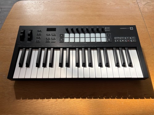 Novation launchkey mk3 midi - ,