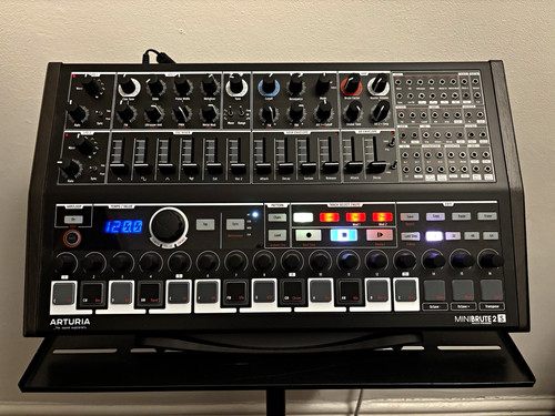 Arturia minibrute noir - arturia, 2s