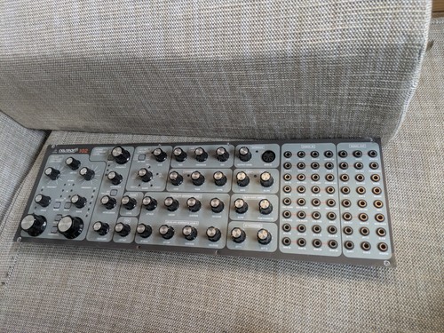 Behringer neutron semi modular - neutron, semi-modular