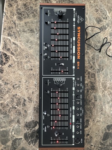 Behringer syncussion 1 - behringer, sy-1