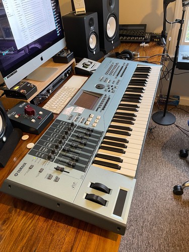 Yamaha motif xs6 portable - yamaha,